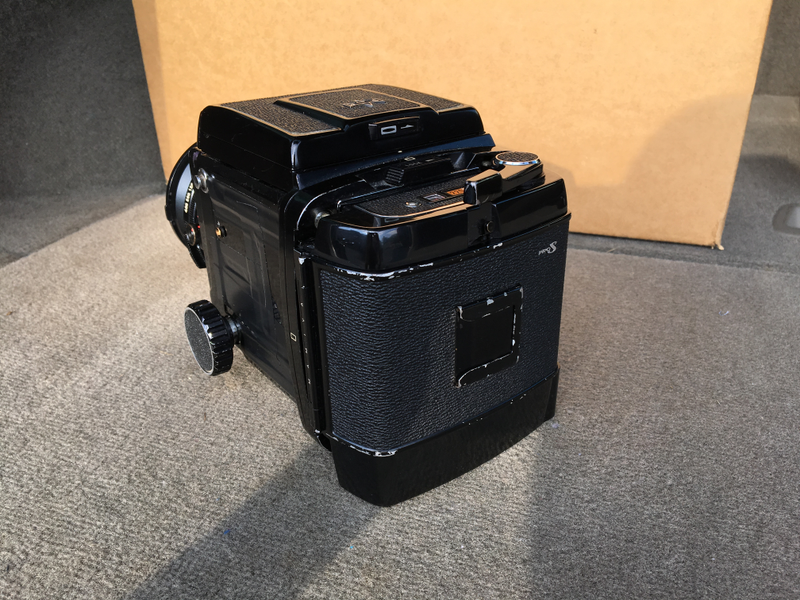 Illustration for article titled I didn’t need another camera. But here I am, with another camera.